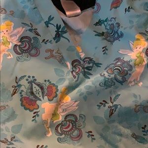 Size medium scrub top